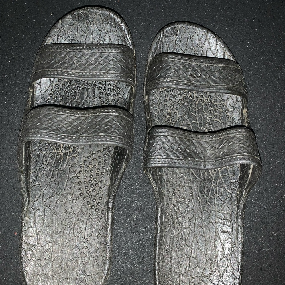 Women’s slides